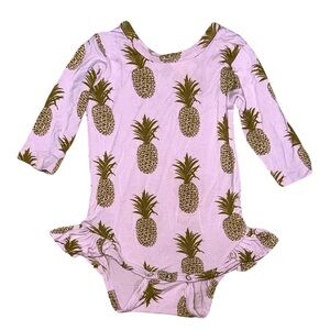 Kate Quinn Bamboo Collection Soft Pineapple Ruffle Long Sleeve One Piece Sz 3-6M
